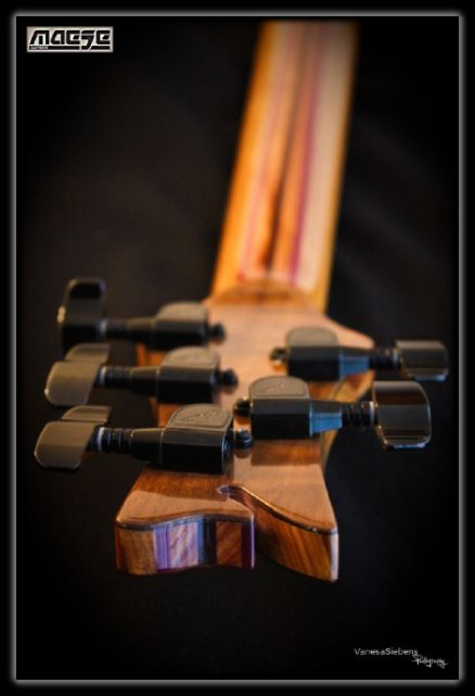 electric bass